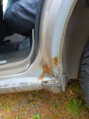 Land Rover Freelander 2000 года, 120 лс, пробег 250406 км, полный привод. VIN: SALLNABA8YA554392. Тип ТС: легковой. Цвет: серебристый. Тип двигателя: бензиновый, мощность 120 лс (88 кВт), объем 1796 куб. см. Разрешенная максимальная масса 1960 кг, масса без нагрузки 1455 кг. Паспорт (ПТС): 78 ТН…