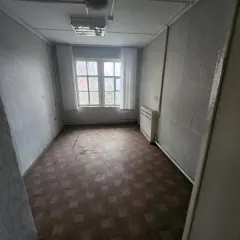 Нежилое помещение 232.8 кв. м по адресу: Тамбовская область, город Тамбов, улица Базарная, дом 104, помещение 5. Расположено на 1, 2 и 3 этажах. Кадастровый номер: 68:29:0103006:1160. Имеется обременение в виде объекта культурного наследия регионального значения «Дом жилой» по адресу: Тамбовская…