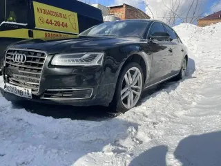 Audi A8L 2015, 310 л.с., 254768 км, полный привод, АКПП, легковой автомобиль, марка Audi, модель A8L, год изготовления 2015.