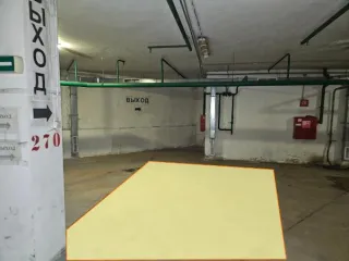 Машино-место 14,3 кв.м в Москве по адресу: Краснобогатырская улица, дом 9, подвал 3, помещение I, комната 19 -м/м 270. Кадастровый номер: 77:03:0002020:4717.