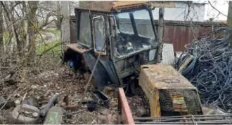 универсально-пропашной колесный трактор ЛТЗ, 2001 года выпуска, заводской № машины 009215, двигатель №  1В0442, коробка передач № 1335616, цвет кузова  красно – черный универсально-пропашной колесный трактор ЛТЗ, 2001 года выпуска, заводской № машины 009215, двигатель №  1В0442, коробка передач №…