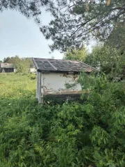 Садовый дом 9,6 кв.м и земельный участок 540 кв.м в Вологде. Нежилой объект недвижимости, садовый домик, кадастровый номер 35:24:0302013:706, расположенный по адресу: Вологодская область, г. Вологда, садоводческое товарищество «Железнодорожник», дорожка № 4, участок № 50, площадью 9,6 кв. м…