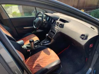 Марка и или  модель: PEUGEOT 308 Год выпуска: 2010 Идентификационный номер  VIN : Z8T4C5FWFAM002604 Номер шасси  рамы :    Номер кузова  кабины : Z8T4C5FWFAM002604 Цвет кузова  кабины : СЕРЫЙ Номер двигателя:   Рабочий объем  см³ : 1600 Мощность  кВт/л.с. : 88/120.0 Экологический класс: ЧЕТВЁРТЫЙ