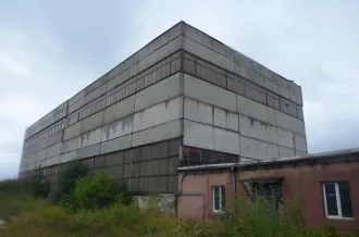 Здание (механические мастерские производственной базы) площадью 902,3 м2, назначение: нежилое, кадастровый номер 29:28:110270:45, местоположение: Архангельская область, г. Северодвинск, проезд Чаячий, д.17; здание (механическая мастерская) площадью 751,4 м2, назначение: нежилое, кадастровый номер…