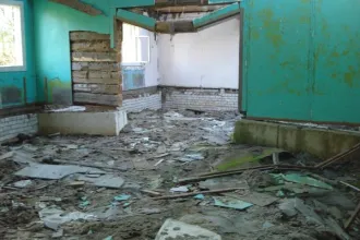 Нежилое здание 862.4 м², Тверская область. Одноэтажное деревянное здание с земельным участком. Год ввода в эксплуатацию: 1988. Количество подземных этажей: 0. Вид ограничений и обременений: нет. Общая площадь: 862.4 м². Материалы наружных стен здания: дерево. Кадастровая стоимость: 13678004.16 руб…