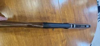 Охотничье ружье FABARM STL, калибр 12/76. Марка, модель: FABARM STL. Серийный номер: 1029731/869759. Калибр: 12/76. Тип оружия: Гладкоствольное охотничье ружье. Вид стволов: Вертикальная пара. Материал приклада и цевья: Дерево. Состояние: Исправное, с характерными следами эксплуатации…