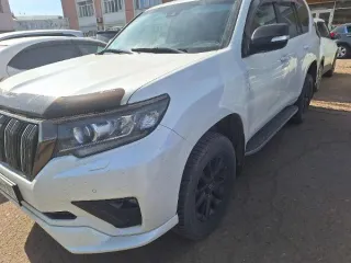 Toyota Land Cruiser 150, 2020 года выпуска, цвет - белый, идентификационный номер (VIN) JTEBR3FJ705016565, государственный регистрационный номер М463МУ03. Положение руля: левый, тип привода: полный. Наименование типа транспортного средства: легковой универсал. Категория транспортного средства: В…