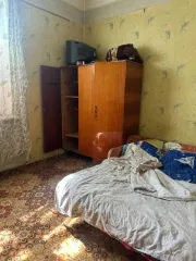 78/171 доли квартиры, 94.5 м², г. Самара, общая долевая собственность 78/171 в жилом помещении площадью 94.5, с кадастровым № 63:01:0230001:1297, расположенной по адресу: г. Самара, проспект Кирова, д. 179, кв. 18. Доля в собственности эквивалентна двум комнатам.