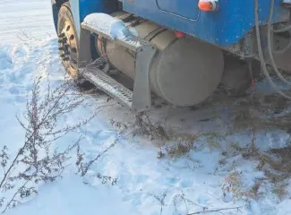 Freightliner FLC1200, 2000, Седельный тягач, Automobile "Freightliner FLC1200", седельный тягач, VIN 1FUYSSEB61LG21113, 2000 г.в.