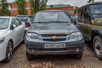 Chevrolet Niva 212300-55, 2013 - автомобиль легковой, марка, модель ТС: CHEVROLET NIVA, 212300-55; 2013 года выпуска, идентификационный номер (VIN): X9L212300D0492193; модель и номер двигателя – 2123, 0516843, цвет кузова – темно-серый металлик по адресу: Липецкая обл., г. Липецк, ул. 9 Мая, д.20а…