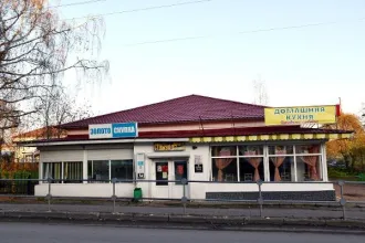 Магазин 209,7 кв.м с земельным участком 741 кв.м, Вологодская область. Магазин (кадастровый номер 35:14:0705013:32), общей площадью 209,7 кв.м, с земельным участком (кадастровый номер 35:14:0705013:25), общей площадью 741 кв.м, расположенные по адресу: Российская Федерация, Вологодская область…