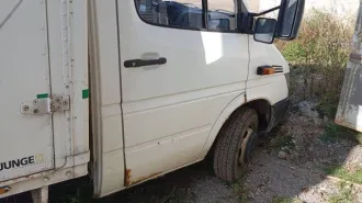 Mercedes-Benz Sprinter 413CDI 2004 Грузовой фургон, марка: МЕРСЕДЕС-БЕНЦ, модель: СПРИНТЕР 413СDI, год изготовления: 2004 г.в., цвет: белый, VIN: WDB9046131R664896, г/н: К764РЕ 33, мощность двигателя, л. с. (кВт): 94.900/129.0, рабочий объем двигателя, куб. см: 2148