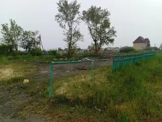 Земельный участок с кадастровым номером 54:37:010121:9, площадью 3677 кв.м., адрес: обл. Новосибирская, г. Татарск, ул. Комиссаровская, дом 24 Земельный участок с кадастровым номером 54:37:010121:9, площадью 3677 кв.м., адрес: обл. Новосибирская, г. Татарск, ул. Комиссаровская, дом 24, категория…