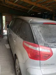Citroen C4 Picasso 2007 года, 140 л.с., пробег 300000 км. VIN VF7UDRFJH45125097, госномер Р870АМ178, цвет кузова серебристый, объем двигателя 1997 см³. ПТС 78ТО 448413 от 28.08.2007.