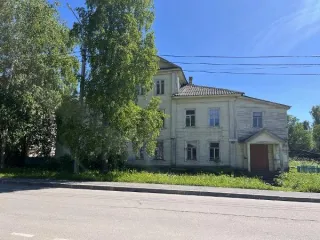 Нежилое здание 322.9 кв.м и земельный участок Белозерск Вологодская область здание с кадастровым номером 35:03:0101025:46 и земельный участок 35:03:0101025:9 здание с кадастровым номером 35:03:0101025:46 площадь 322.9 по адресу Российская Федерация, Вологодская область, м.о. Белозерский, г…