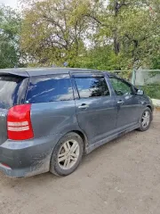 Toyota Vitz 2003 легковой универсал: ТОЙОТА; ВИШ; 2003 г.в., г/н Н998СХ75, цвет темно-серый, номер кузова (прицепа): ZNE100080521. ПТС отсутствует. Бампер имеет трещины и сколы, задний бампер имеет вмятины