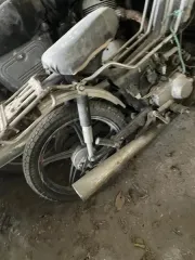 Мопед марки Regul moto, модели RM-1, год выпуска не установлен, в корпусе черного цвета, номер рамы (VENT) L4HAREBL7N6000134. Имущество продается в том виде, в каком оно есть, в случае продажи возврату/обмену не подлежит. За скрытые дефекты имущества Продавец ответственности не несет. Марка…