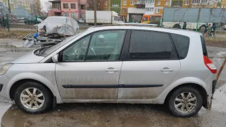 Автомобиль Renault Scenic, 2006 год. VIN: VF1JM1B0H35860893. Кузов: VF1JM1B0H35860893. Цвет кузова: светло-серый голубой. Объем двигателя: 1598 см³. Мощность: 83.1 кВт / 113.0 л.с. Тип ТС: легковой автомобиль комби/хетчбек.