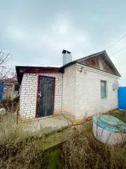 Имущественный комплекс по адресу: Волгоградская область, г. Михайловка, ул. Народная, дом 39 в составе: нежилое здание общей площадью 219,0 кв.м с кадастровым номером 34:37:010267:294, нежилое здание общей площадью 25,9 кв.м с кадастровым номером 34:37:010267:295, изгородь, уборная, земельный…
