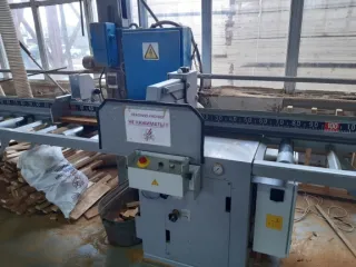 Комплекс имущества общей площадью 17747.3 кв.м в Воронежской области, г. Нововоронеж, Заводской проезд, д.1а. В состав входят: земельные участки площадью 4900 кв.м (кадастровый № 36:33:0003503:1276), 3025 кв.м (№ 36:33:0003503:81), 9822 кв.м (№ 36:33:0003503:82); право аренды земельного участка 84…