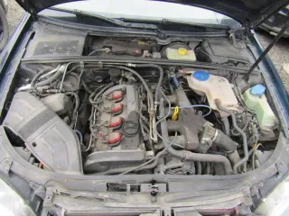 Audi A4, 2005 года, 163 лс, 300892 км еще Автомобиль легковой, марка: АУДИ, модель: А4, VIN: WAUZZZ8E36A133773, год изготовления: 2005