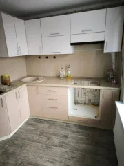 Квартира 49.4 м², 3 комнаты. Липецкая область, Лев-Толстовский район, поселок Лев Толстой, улица Комарова, дом 37, квартира 1. Кадастровый номер: 48:12:0310101:1178.