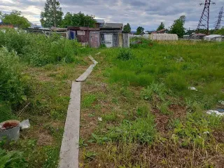 Земельный участок 939 кв.м, СНТ "Путеец", Сахалинская область, в Южно-Сахалинске, 939+/-21 кв.м. Кадастровый номер: 65:02:0000012:1353, расположен по адресу: Россия, Сахалинская область, г. Южно-Сахалинск, тер. СНТ "Путеец", д. 91.