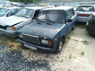 ВАЗ 21070, 2006. Автомобиль ВАЗ 21070 г/н Х693КТ72, 2006 г. в. VIN X7D210700600051479. ТС обременено залогом, который остается на имуществе, согласно ГК РФ (покупатель оплачивает залог самостоятельно). ТС имеет ограничения ФССП на регистрационные действия (ключи и документы отсутствуют, техническое…