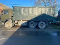 КАМАЗ 5320, 1982, Транспортное средство марки KAMAZ 5320, идентификационный номер (VIN): отсутствует, год выпуска 1982, цвет: хаки, мощность (л.с./кВт): 210/155, рабочий объем (см?): 10850