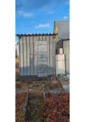 Дом 20,9 кв.м и земельный участок 471 кв.м в Челябинске. Жилой дом, дача, площадь: 20,9 кв.м, кадастровый номер: 74:36:0420003:3914. Земельный участок, площадь: 471 кв.м, кадастровый номер: 74:36:0420003:1560. Расположены по адресу: Челябинская область, Советский район, г. Челябинск, СНТ "Янтарь"…