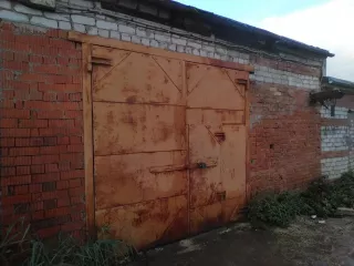 Нежилое здание, площадь: 34,2 кв.м., кадастровый номер: 59:26:0590504:293 и земельный участок, площадь: 36,8 кв.м., категория земель: Земли населенных пунктов, разрешенное использование: Для эксплуатации гаража, кадастровый номер: 59:26:0590504:112, Адрес  местоположение : Пермский край, городской…
