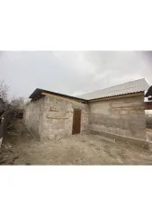 Дом 133,7 кв.м и земельный участок 1200 кв.м Абакан жилой дом, 133,7 м² кад. № 19:01:160105:1158, земельный участок 1 200 м² кад. № 19:01:160105:624, расположенные по адресу: РОССИЯ, Республика Хакасия, Абакан, Домостроительная ул, д.12а