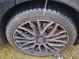 Zeekr 001 2023 года выпуска, черный цвет. VIN: L6T79T2E2PP032563, государственный номер А636НУ18.