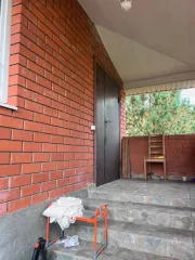 Дом 235,2 кв.м, сооружение 91,7 кв.м, земельный участок 600 кв.м, Москва Земельный участок, кадастровый номер 50:21:0140306:161, виды разрешенного использования: для садоводства; площадь 600 кв.м., местоположение: город Москва, вн.тер.г. поселение Десеновское, квартал 123, земельный участок 62…