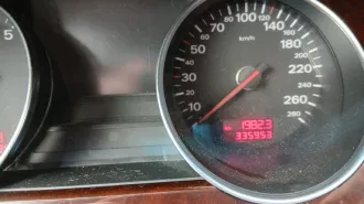 Audi A8 2007 года выпуска, VIN WAUZZZ4E77N013538.