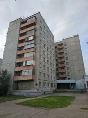 Комната 12 кв. м, Челябинск, ул. 50-летия ВЛКСМ, д. 8А. Жилое помещение (комната) - 12 кв. м, адрес: Челябинская обл., г. Челябинск, ул. 50-летия ВЛКСМ, д. 8А, кв. 2, комната 1/2, кадастровый номер 74:36:0113003:3130, этаж/этажность: 1/9, ограничения и обременения: зарегистрированные в жилом…