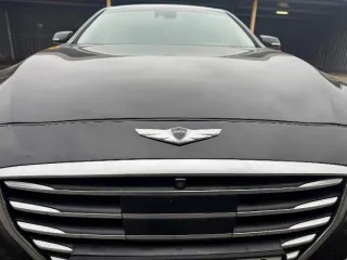 Автомобиль Hyundai Genesis, 2015 года выпуска. Цвет кузова черный, VIN KMHGN41CDGU117616, регистрационный номер Р582ТЕ 39. Мощность двигателя 249 л.с., экологический класс пятый, коробка передач автоматическая, привод передний, объем двигателя 2999 см3, пробег 322348 км.