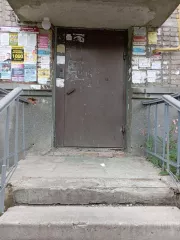 Квартира, состоящая из одной жилой комнаты, имеющая общую площадь 28,8 (Двадцать восемь целых и Восемь десятых) кв. м. кадастровый номер 66:41:0702071:56
По адресу Свердловская область, г. Екатеринбург, ул. Солнечная, д. 41, кв. 49