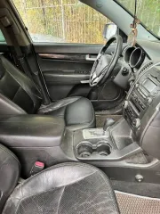 Kia Sorento, 2010 года, 175 лс, 400000 км, полный привод, АКПП, KIA SORENTO X, автомобиль не заводится, возможно неисправен двигатель (со слов собственника пробита ГБЦ, КПП не ставится в положение паркинг, неисправен кондиционер и компрессор), состояние условно-пригодное к эксплуатации, есть…
