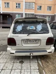 Продается легковой автомобиль Toyota Land Cruiser 1999 года выпуска, государственный номер В 015 ЕК87, номер шасси UZJ1000087139, номер двигателя 0148537, объем двигателя 4663.000 см3, мощность двигателя 172.800 кВт (235.000 л/с), первичный ПТС 25ТС048058.