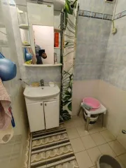 Квартира в Ленинградской обл., 48 кв.м, 2 комн. Жилое помещение (квартира), 48 м2, по адресу: Ленинградская обл., Гатчинский р-н, пгт Вырица, ш Сиверское, 31А, кв. 37