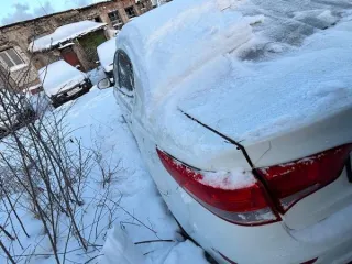 Kia Rio 2015 года выпуска, белого цвета. Государственный номер C671HT 152, VIN Z94CB41BAGR310621. Зарегистрировано ограничение.