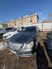 Mercedes-Benz E 200, 2013 года выпуска, VIN WDD2120341A913696
