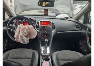Opel Astra 2010, VIN XUFPE6DJ3B3001240. C имуществом, порядком, сроками и условиями его реализации можно ознакомиться по предварительной записи по тел.: +79120501099, адрес: г. Челябинск, ул.Блюхера 123д.