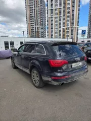 Audi Q7 2010 г.в. VIN XW8ZZZ4L1BG000013