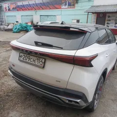 Omoda C5, 2023 года, 150 лс, 36000 км, АКПП. Транспортное средство OMODA C5, идентификационный номер (VIN): LVVDD21BXPD336006, год выпуска: 2023, гос. номер Р209СН154. На момент осмотра автомобиль на ходу, возможно наличие скрытых недостатков. Является предметом залога АО "ТБанк".