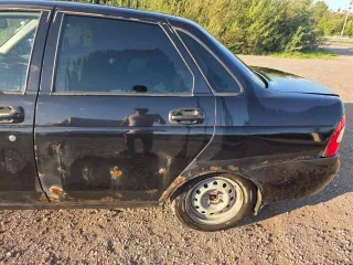 Lada Priora, 2012 года выпуска, 97,9 лс, 284000 км. Легковой автомобиль, VIN: XTA217030D0402038, 97,9 л.с., рабочий объем двигателя 1596 куб. см., разрешенная максимальная масса 1578 кг., масса без нагрузки 1163 кг., цвет: сине-черный, г/н: В943РВ69, пробег примерно 284 000 км.