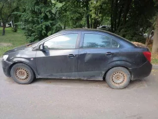 Шевроле Авео, 2012 года выпуска, г.р.з. У076ХХ190, VIN ХUUТF69ЕJС0005938, цвет черный, рабочий объем двигателя 1598, разрешенная максимальная масса кг. 1598, масса без нагрузки кг. 1293.