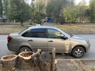 Lada Granta, 2020 года выпуска, идентификационный номер (VIN) – XTA219010M0727573, цвет серый, седан. Марка, модель: Lada Granta, 2020 года выпуска, идентификационный номер (VIN) – XTA219010M0727573, цвет серебристо серый металлик, трансмиссия: механическая, ЭПТС №: 164301013464621. Транспортное…