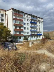 Квартира 50,2 кв.м, Республика Крым, г. Феодосия, пгт. Коктебель, ул. Арматлукская, д.10-Б, кв. 10, этаж второй, кадастровый номер 90:24:030102:315.